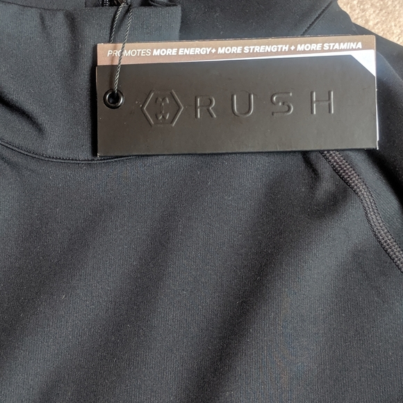 NWT Under Armour long sleeve Black top (S) - Picture 9 of 12